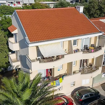 In With Terrace, Air Conditioning, Wifi, Washing Machine 202-4 Tučepi